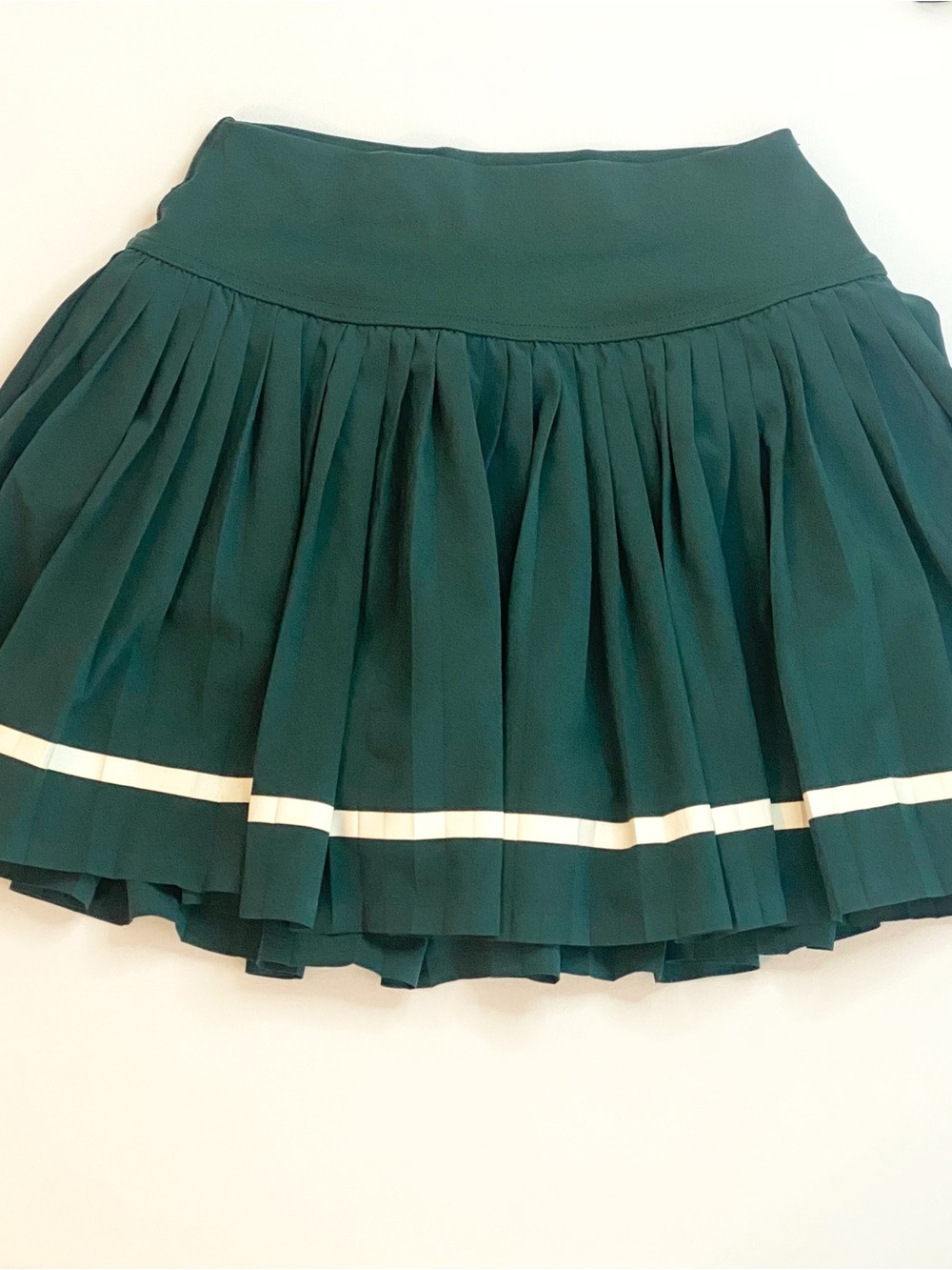 Offline by Aerie Pleated Tennis Skort Hunter Green XS Quiet Luxury Athleisure